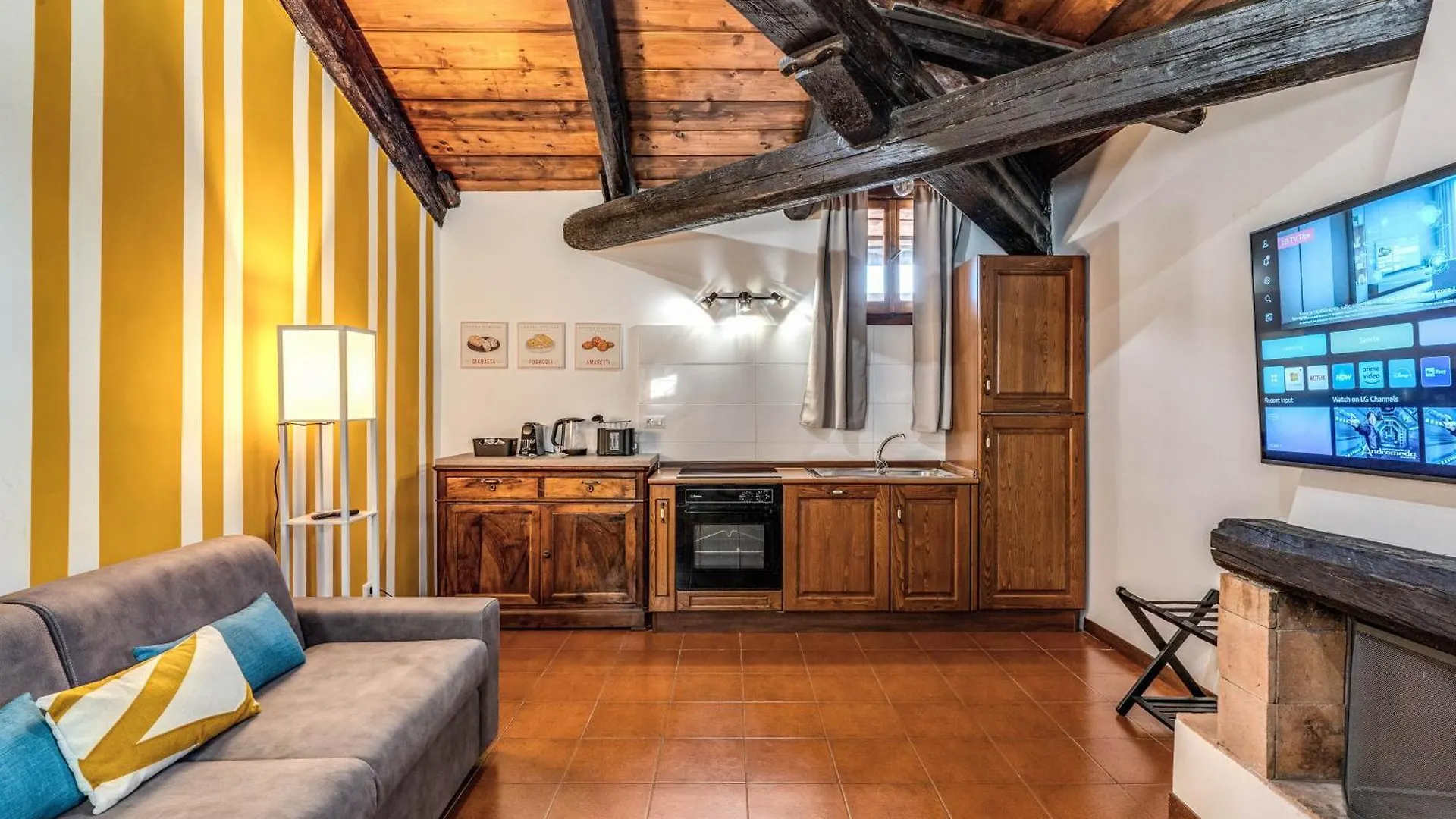 Elena Vatican Apartment Rome 0*,  Italy